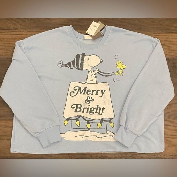 Grayson Threads Snoopy Merry and Bright Cropped Fit Sweatshirt Size Large - Picture 1 of 7